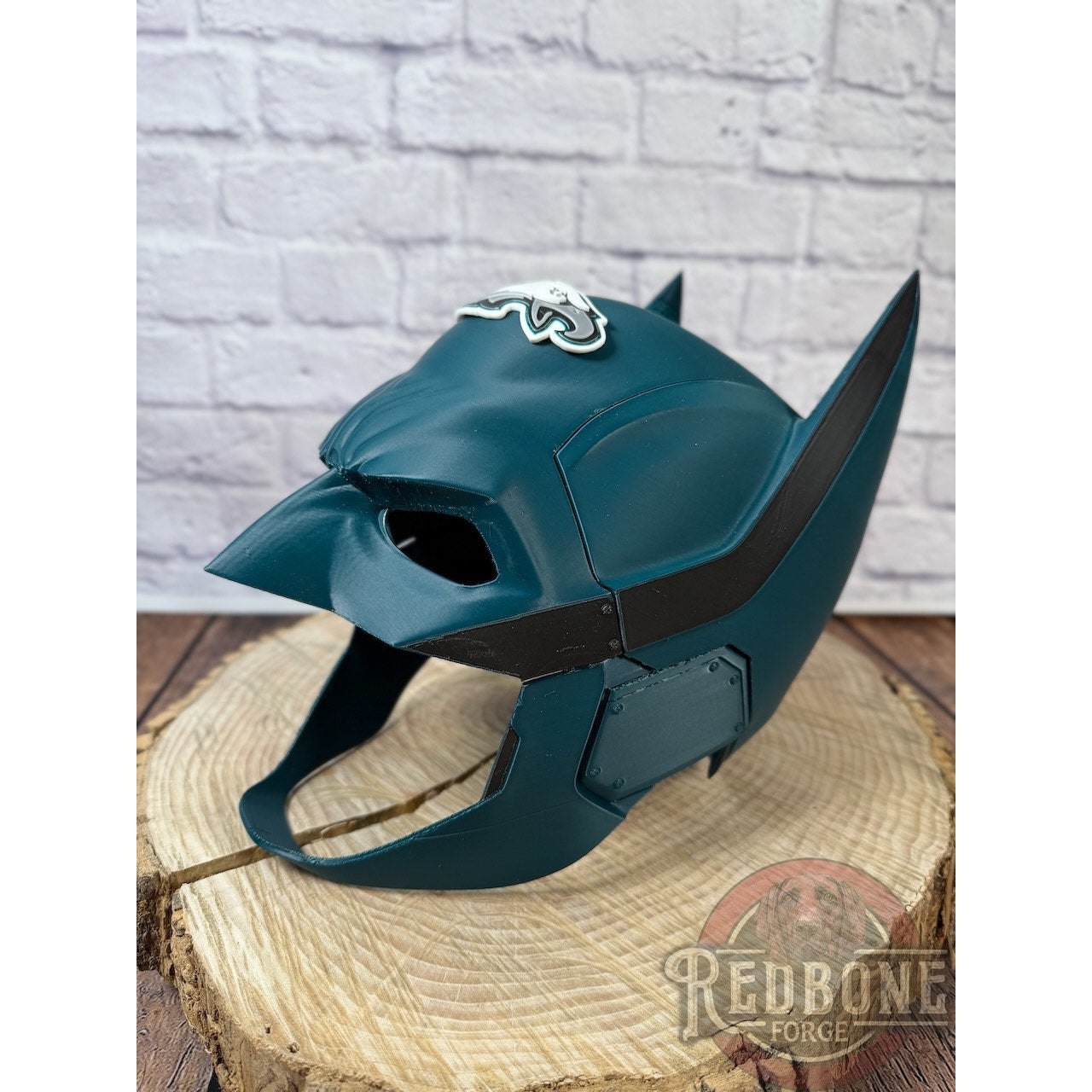 Custom Themed Gothic Crusader Helmet