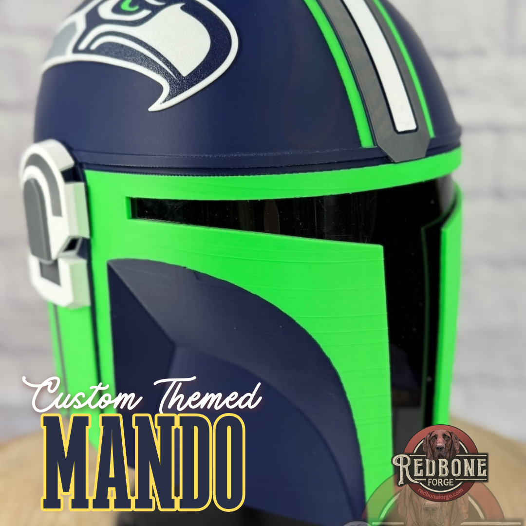 Custom Mando Helmet in Team Colors