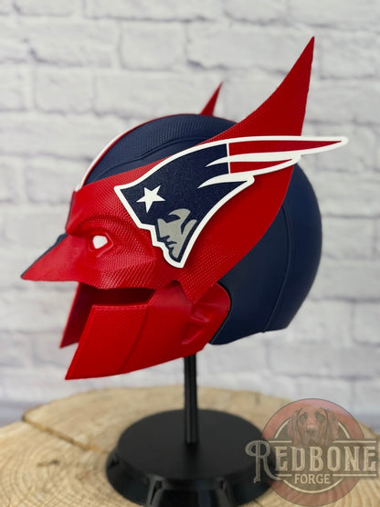New England-Inspired Red, White, & Blue Mutant Cowl
