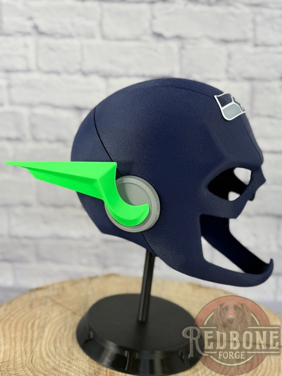 Seattle-Inspired White, Green & Navy DC Speedster