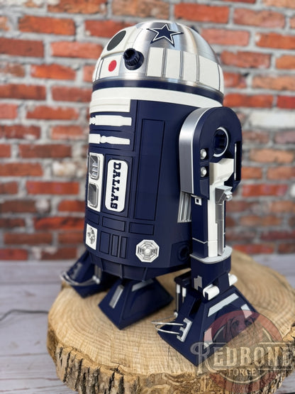 Dallas -Inspired R2 Astromech Cowboys Droid