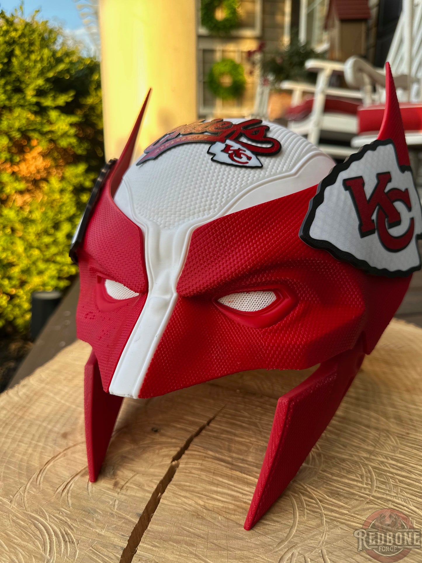 KC-Inspired Red & White Mutant Cowl