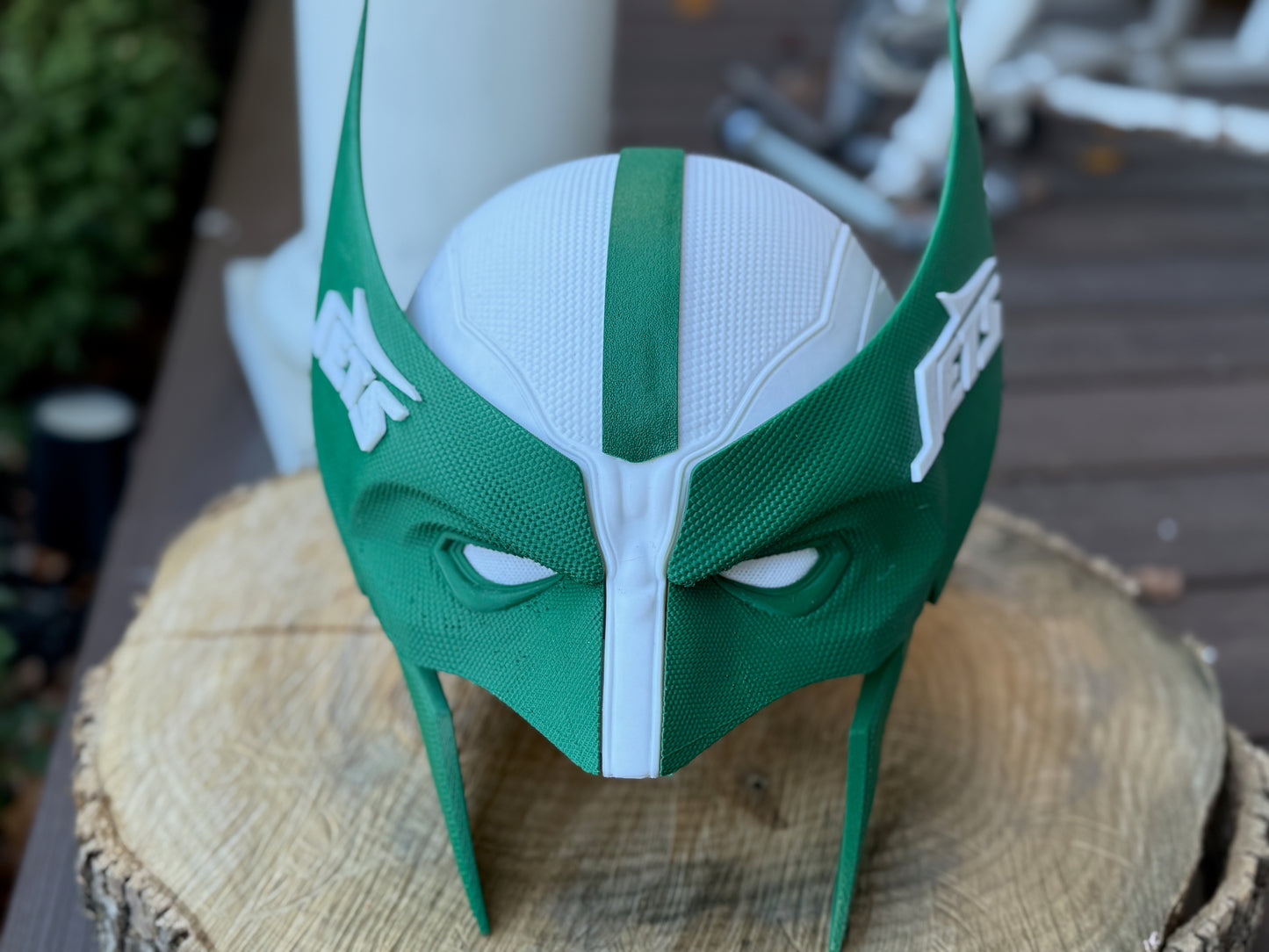 NY Inspired Green & White Mutant Cowl
