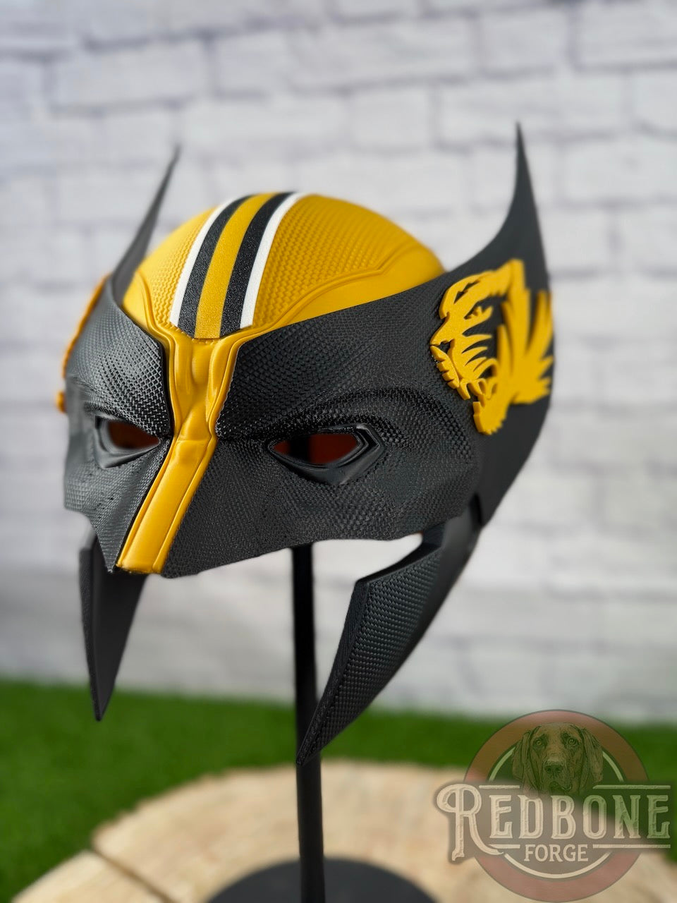 Missouri-Inspired Gold & Black Mutant Cowl