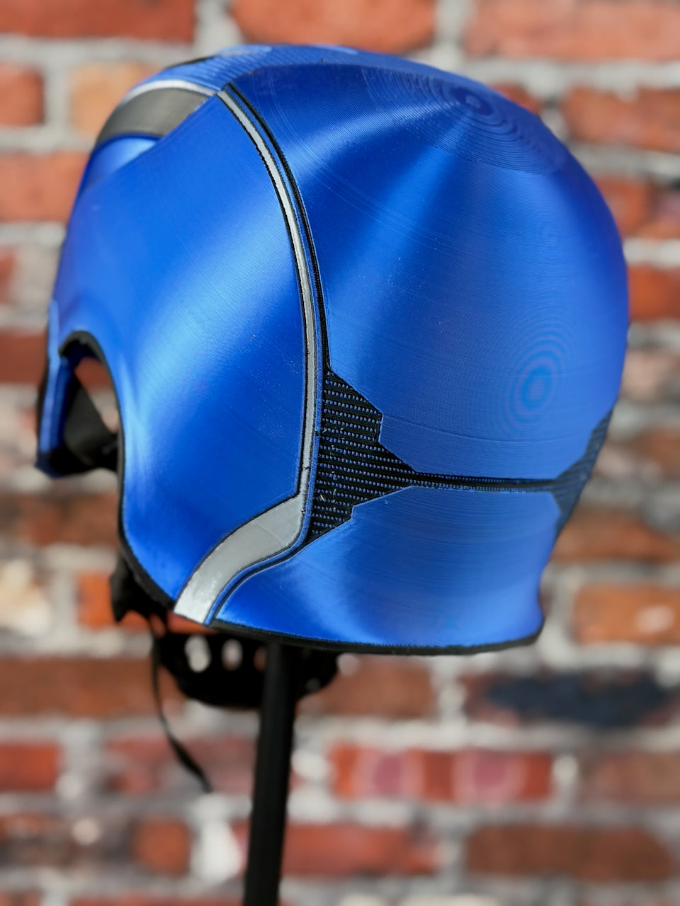 Detroit-Inspired Blue and Silver Liberty Defender Helmet