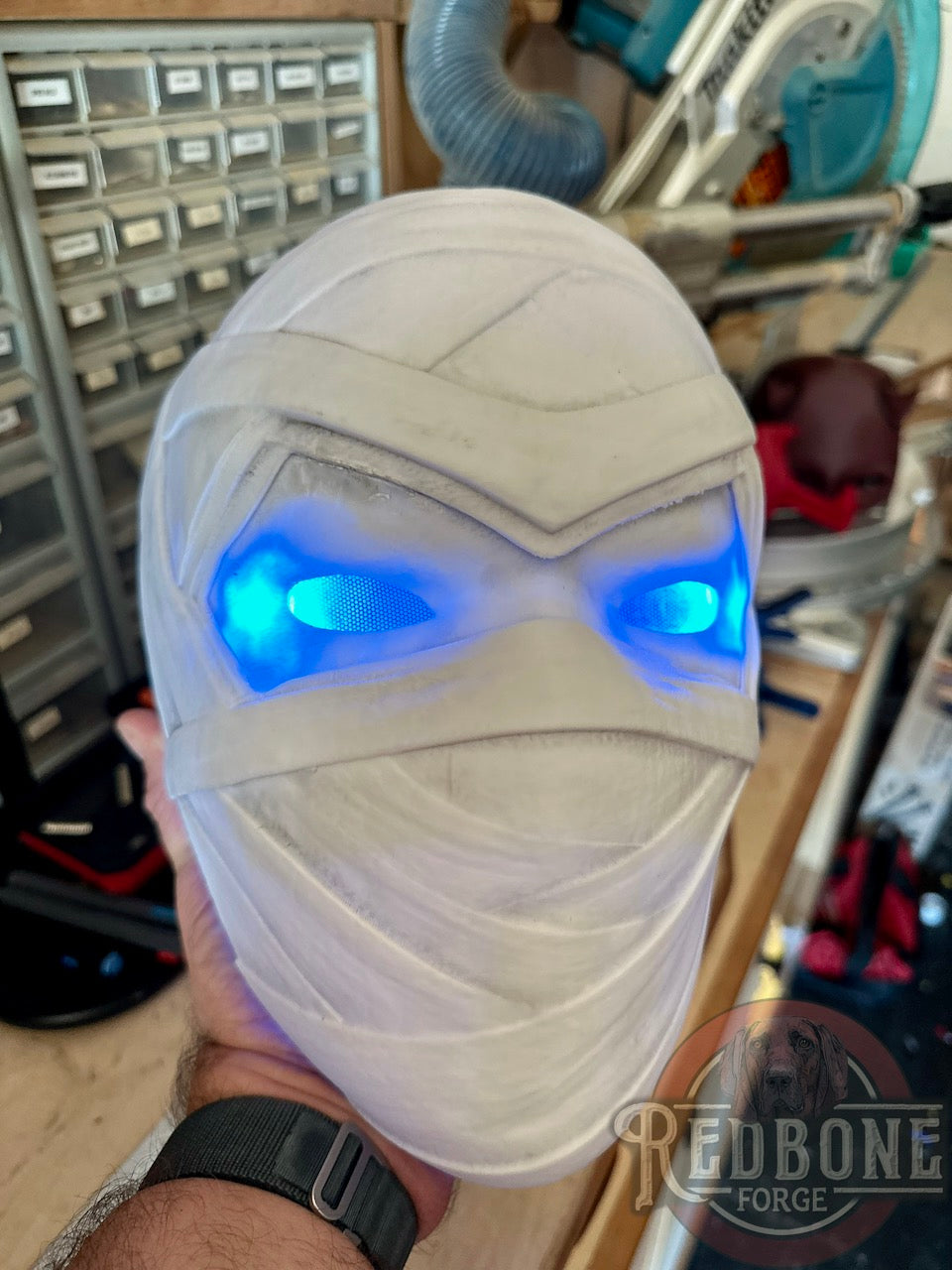 Dirty White Night Knight w/ LED Eyes
