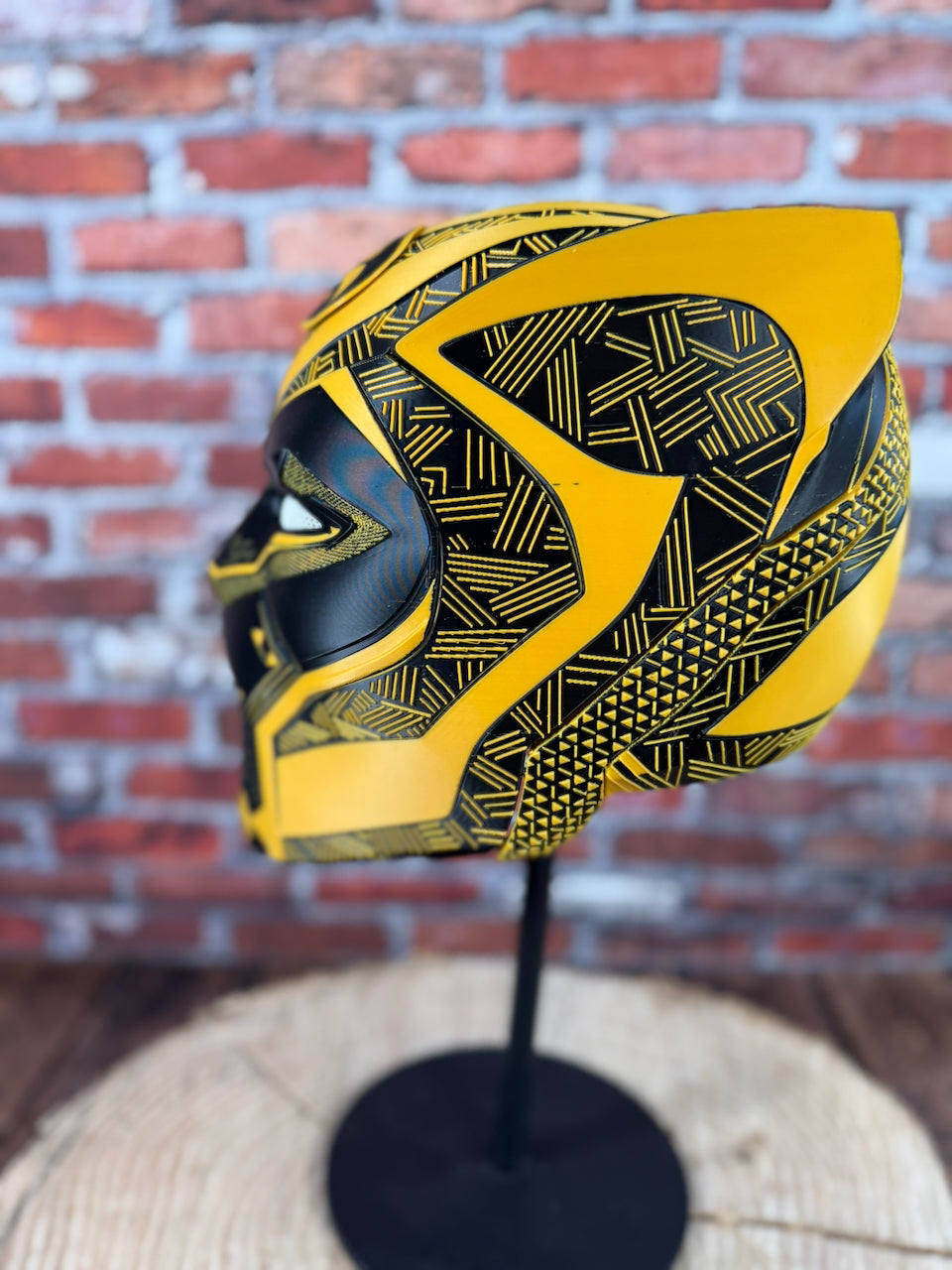 Hawkeyes-Inspired Black & Yellow Tribal Cat Warrior Helmet
