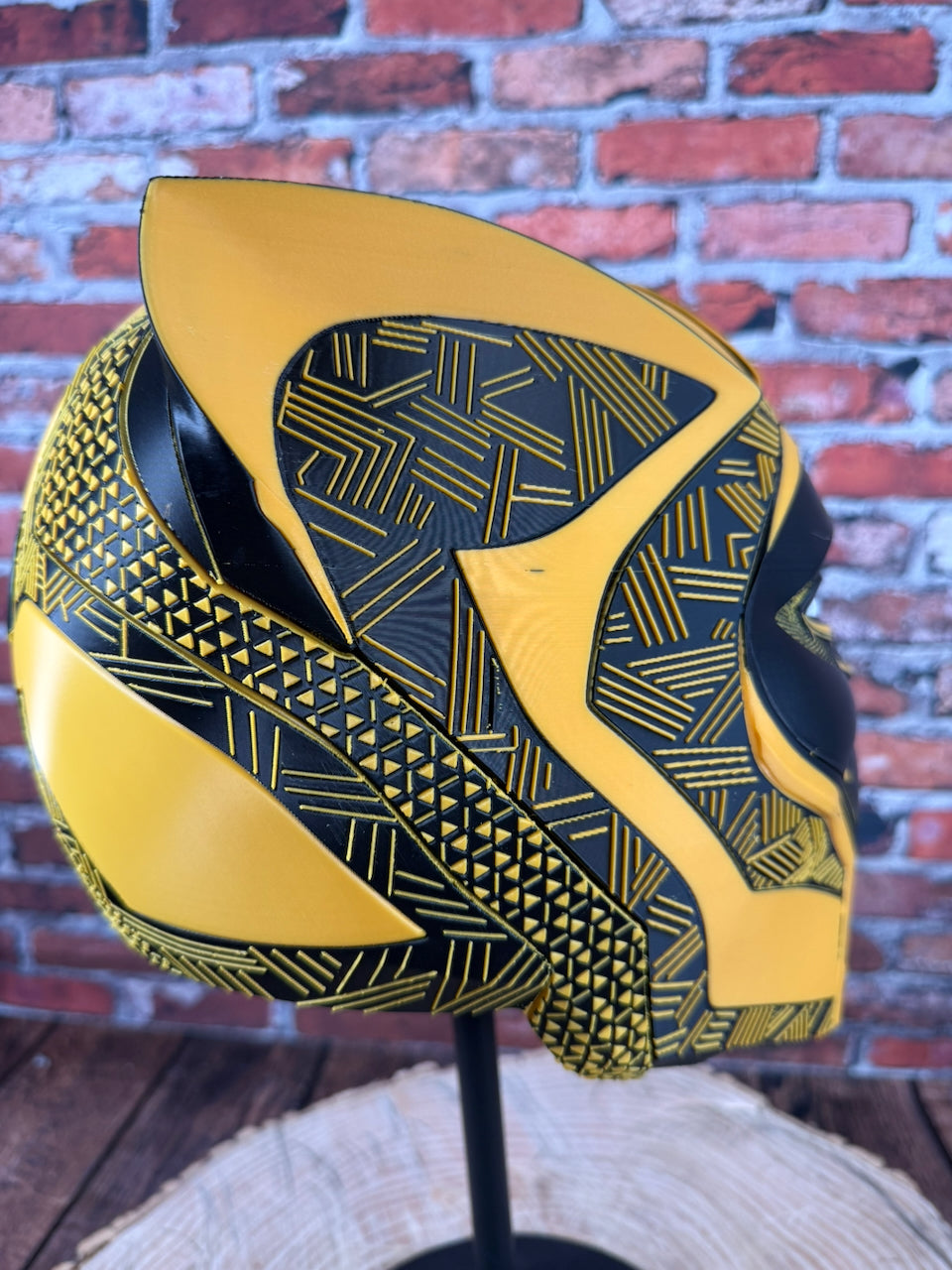 Hawkeyes-Inspired Black & Yellow Tribal Cat Warrior Helmet